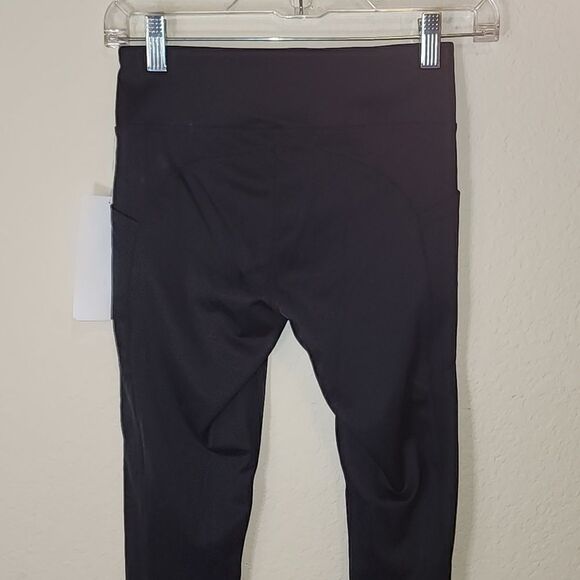 MONDETTA Womens XS "Training" Side Pocket Active‎ Capri Leggings NWT - Picture 5 of 10